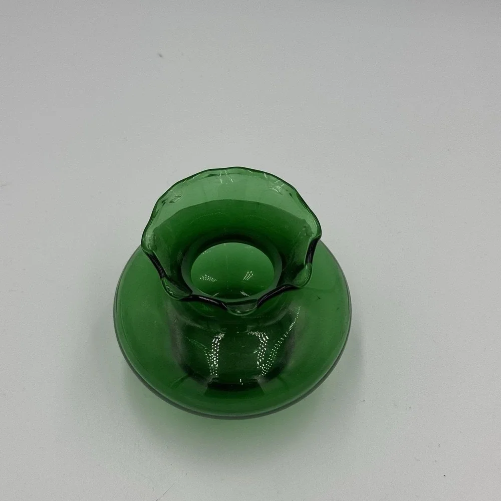 Anchor Hocking Green Glass Vase Ruffled Rim‎ Small Vintage 3